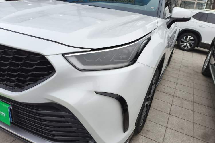 Used Toyota Crown Land Cruiser 2023 2.5L HEV Four-Wheel Drive Luxury Edition