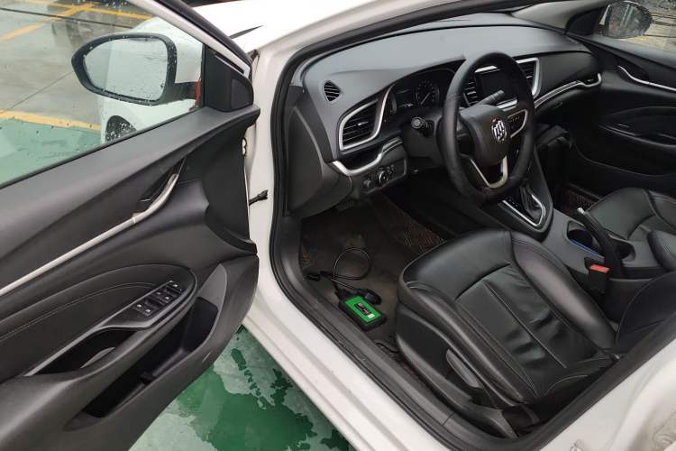 Used Buick GT 2016 15N Automatic Luxury Edition
