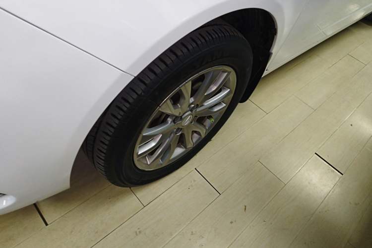 Used Geely Auto Vision 2019 Upgraded Model 1.5L CVT Luxury Version China VI Standard
