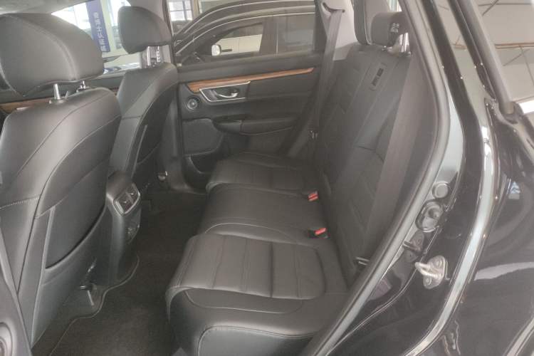 Used Honda CR-V 2021 240TURBO CVT 2WD Fashion Edition
