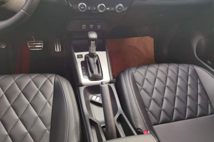 Used Honda LIFE 2021 1.5L CVT SPORT Heartbeat Edition
