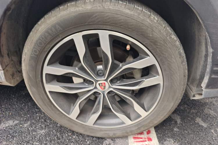 Used Roewe RX5 2018 20T Two-Wheel Drive Automatic Internet Smart Edition