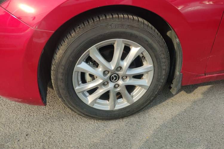 Used Mazda Mazda 3 Axela 2017 Hatchback 1.5L Automatic Luxury Model Emission Standard China V
