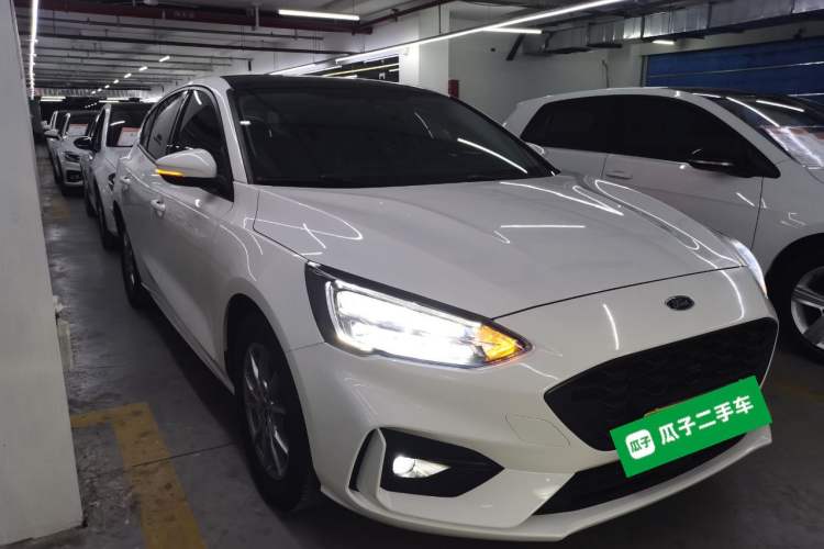 Used Ford Focus 2021 Hatchback EcoBoost 180 Automatic Titanium Edition
