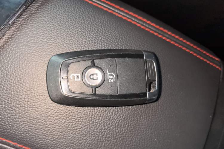 Used Ford Escape 2020 EcoBoost 245 Four-Wheel Drive ST-LINE Deluxe Edition
