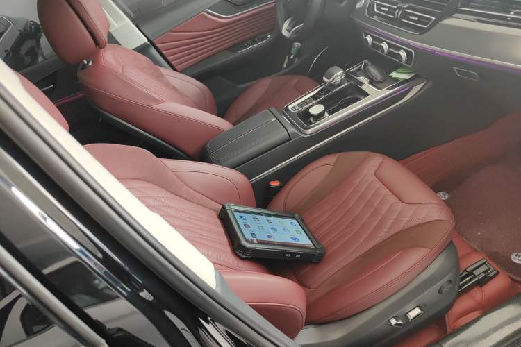 Used Hongqi HS5 2023 2.0T Qixiang Pro Edition
