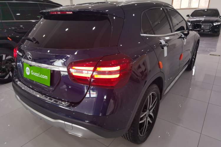 Used Mercedes-Benz GLA 2017 GLA 200 Fashion Model