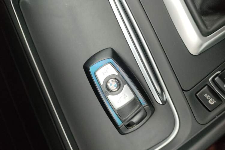 Used BMW 3 Series 2018 320Li Leading Model M Sport Package
