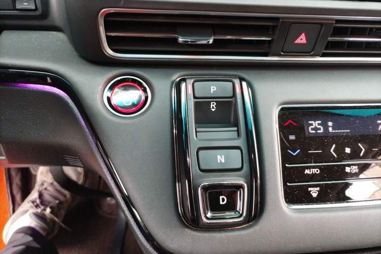 Used Honda Elysion 2022 2.0L eHEV Luxury Edition
