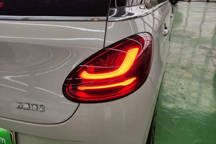 Used Wuling Bingo 2023 333 km Lingxi Connected+ Version
