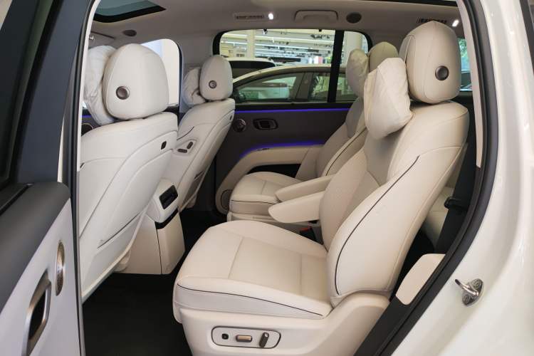 Used Li Auto Li Auto i8 2025 Standard Edition