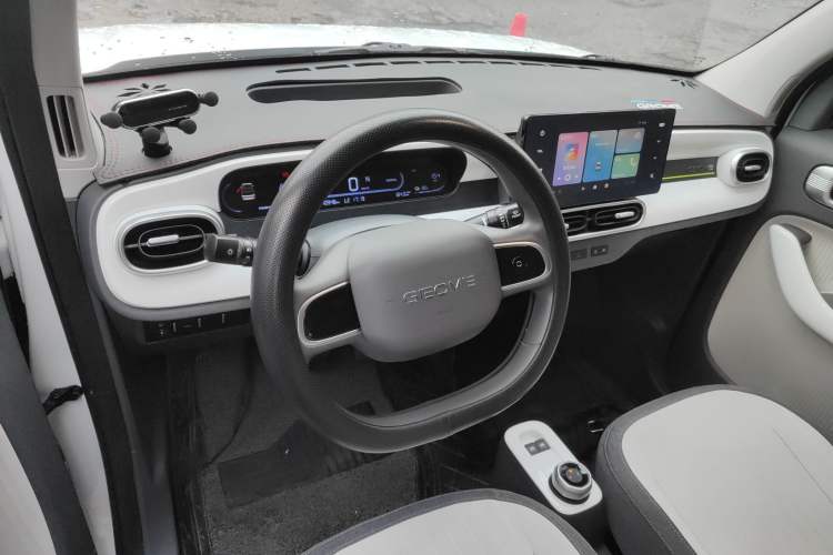 Used Geely Galaxy Panda 2025 210 km – Yuanqi Bear