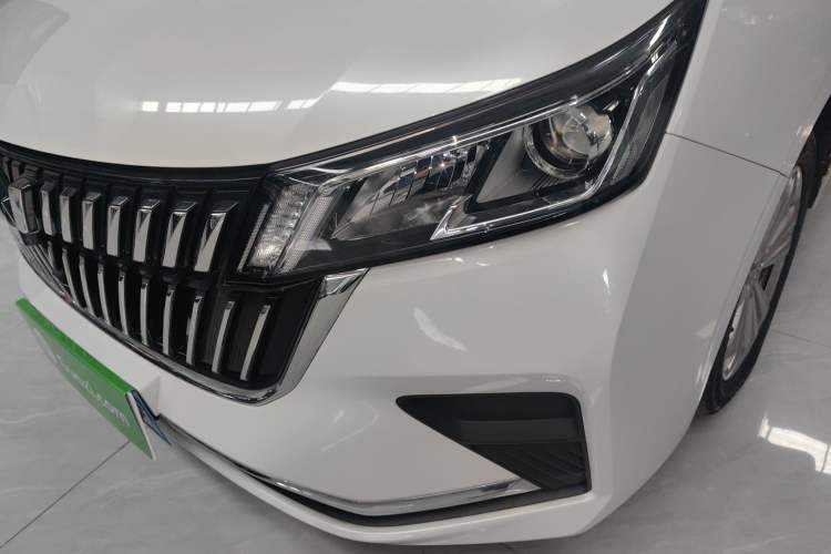 Used Wuling Jiachen 2022 1.5L Manual Comfort Edition