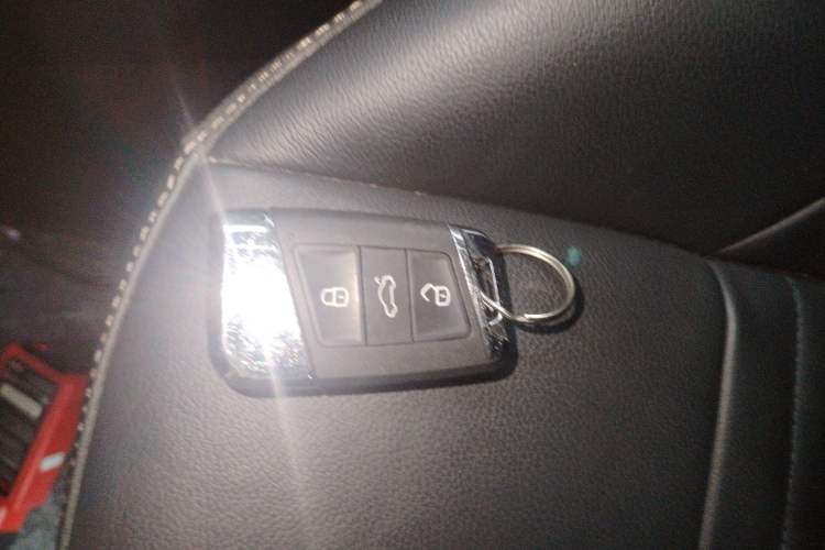 Used Volkswagen Passat 2019 330TSI Elite Edition China VI
