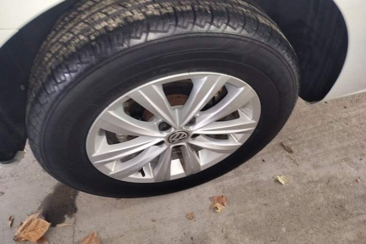 Used Volkswagen Bora 2016 1.6L Automatic Fashion Model
