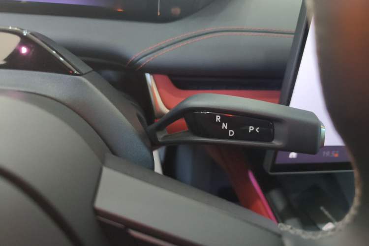 Used  SU7 2024 Four-Wheel Drive Ultra-Long Range Advanced Intelligent Driving Max Edition
