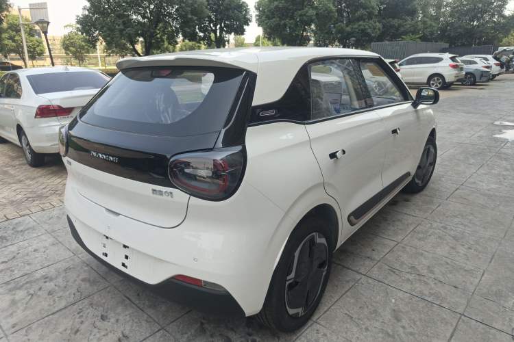 Used Dongfeng NAMMI 01 2024 New Edition 330 Plus Smart+
