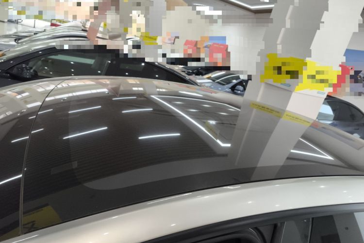 Used Tesla Model Y L 2025 Long-Range All-Wheel-Drive Version
