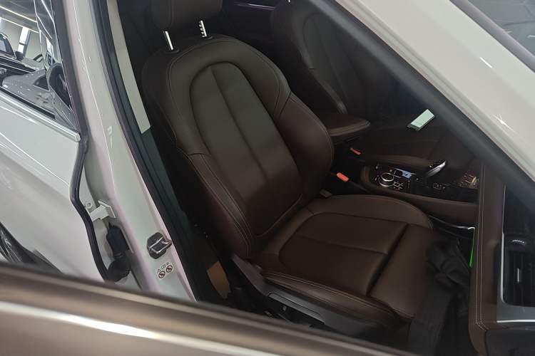 Used BMW X1 2020 xDrive25Li Luxury Edition
