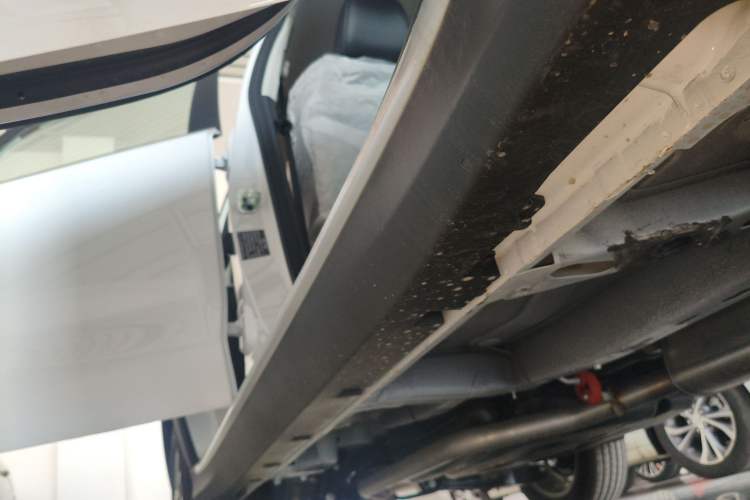 Used Roewe RX5 2025 PLUS 330TGI Automatic Trendsetting Smart Edition
