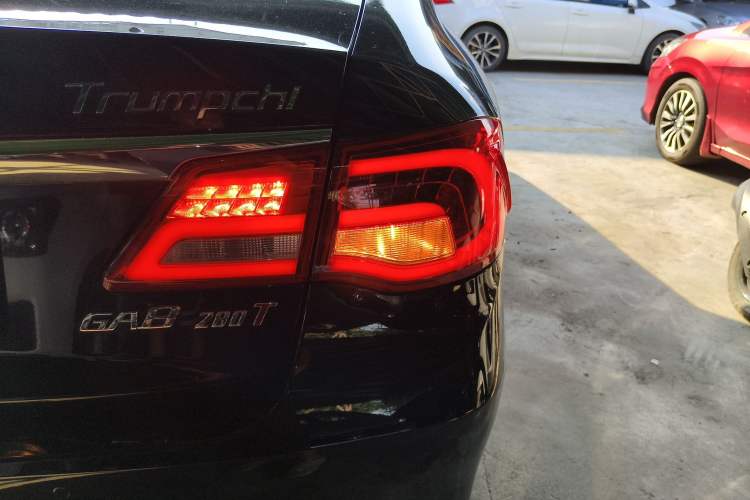 Used GAC Trumpchi GA8 2017 280T Deluxe Edition
