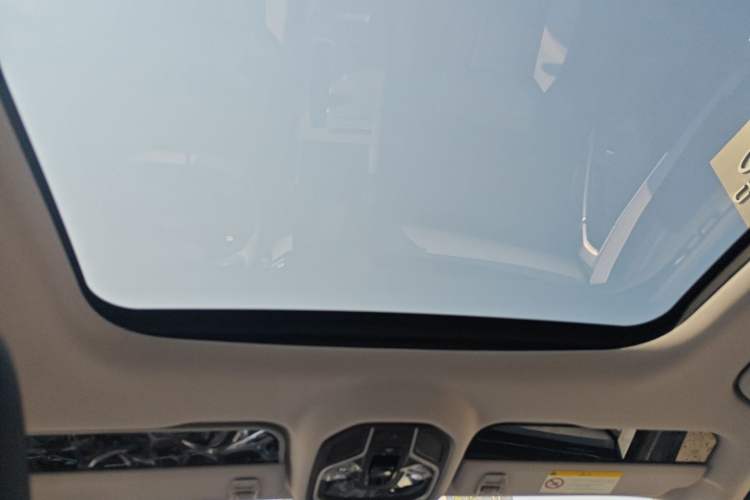 Used Geely Auto FX11 2024 1.5TD DCT Prestige Edition
