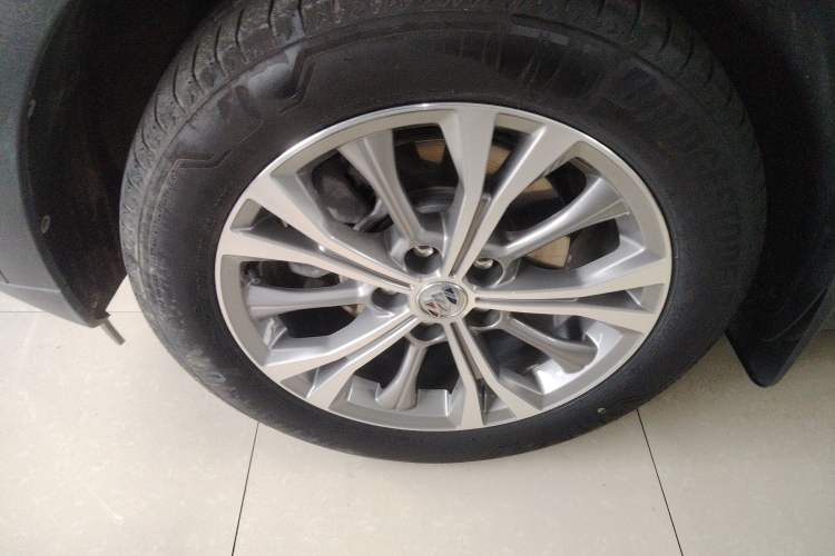 Used Buick Envision 2022 Encore Plus 652T Five-Seat Luxury Model
