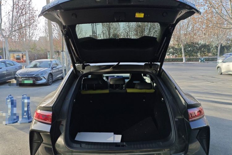 Used BYD Song L EV 2025 Intelligent Driving Version 602 km Range LiDAR-equipped All-Wheel-Drive Type