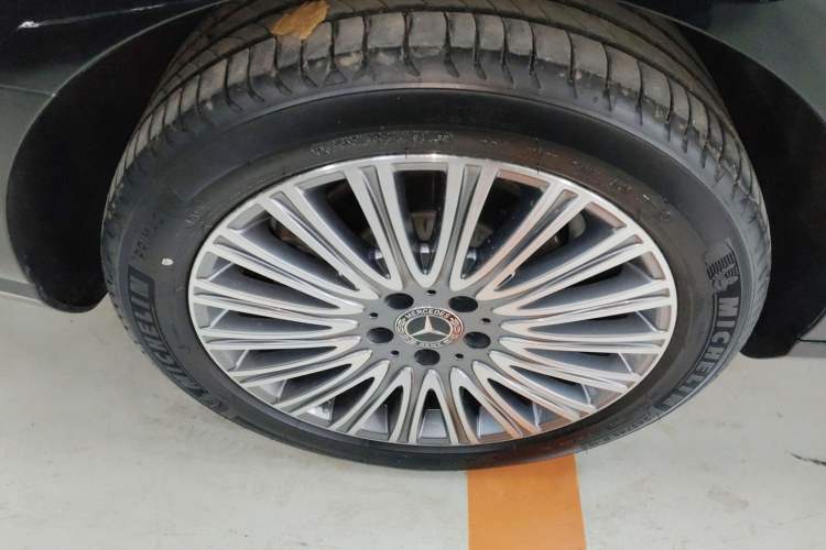 Used Mercedes-Benz E-Class 2023 Updated E 300 L Fashion Edition