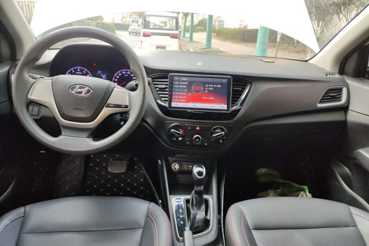 Used Hyundai Verna 2016 1.4L Automatic Cool Edition GLS
