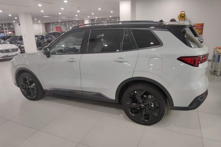 Used Ford Equator Sport New Energy 2025 Luxury Plus Version