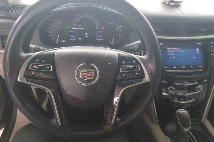 Used Cadillac XTS 2015 28T Comfort Model
