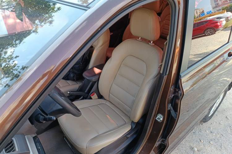 Used Wuling Hongguang 2018 1.5L S Comfort Model L2B
