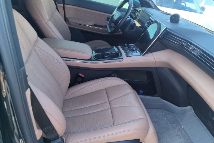 Used Nio ES8 2020 580 km Range Signature Edition Six-Seater Version
