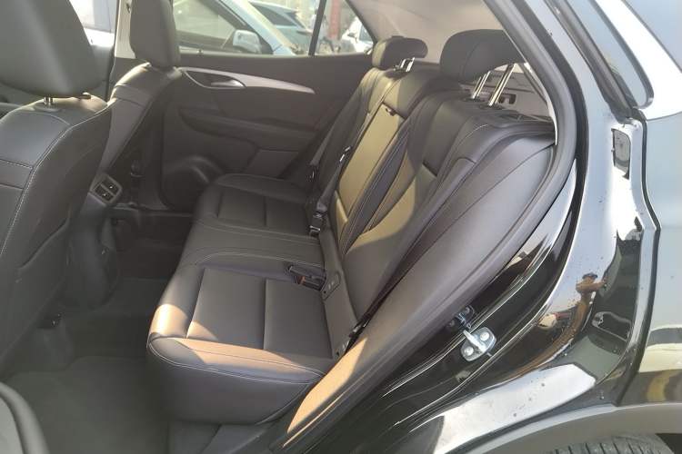 Used Buick Envision 2025 25T Entry-Grade Platinum Edition
