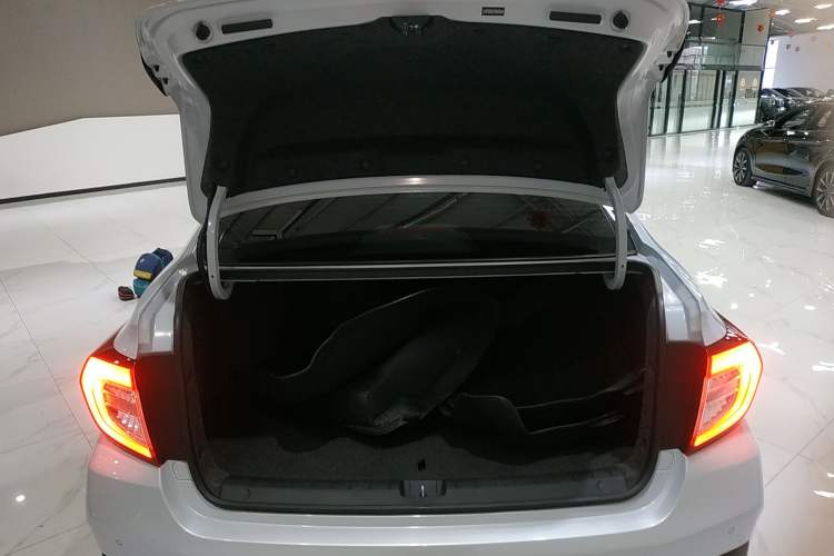 Used Honda Envix 2022 Lingpai Hybrid 1.5L Jingyao Edition
