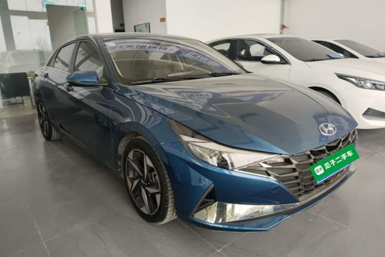 Used Hyundai Elantra 2022 1.5L CVT LUX Prestige Edition