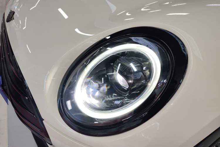 Used  Clubman 2022 Facelift 1.5T COOPER Connoisseur
