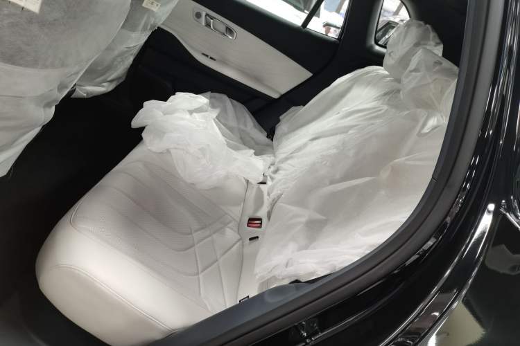 Used  Galaxy Xingjian 7 EM-i 2025 120km Exploration+ Version
