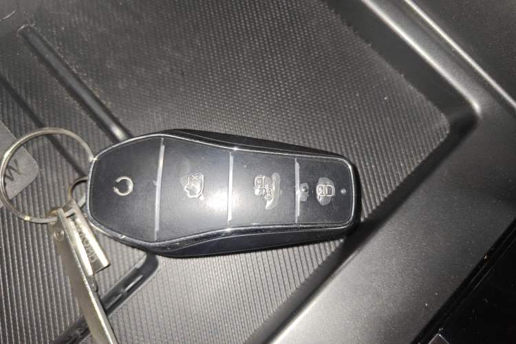 Used BYD Song PLUS New Energy 2025 DM-i Smart Drive 112KM Prestige Model
