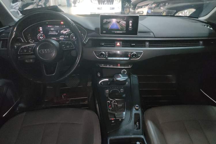 Used Audi A4L 2017 40 TFSI Style Edition
