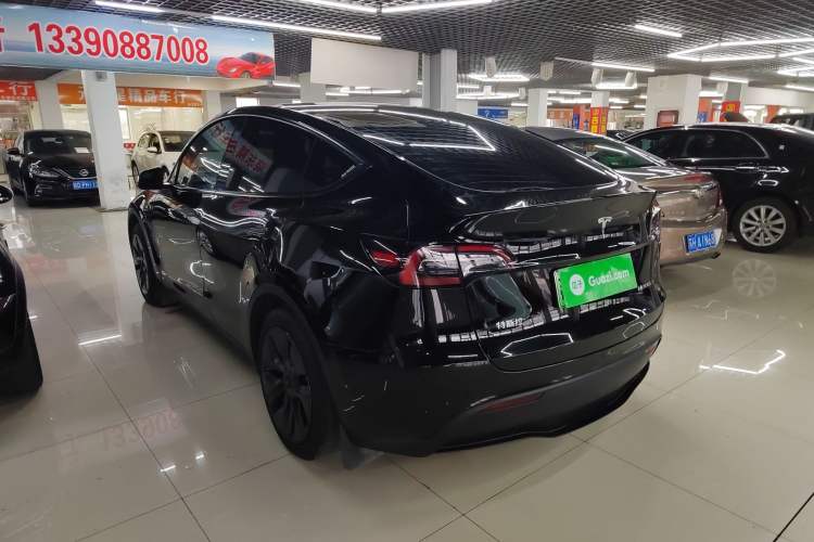 Used Tesla Model Y 2023 Rear-Wheel-Drive Version