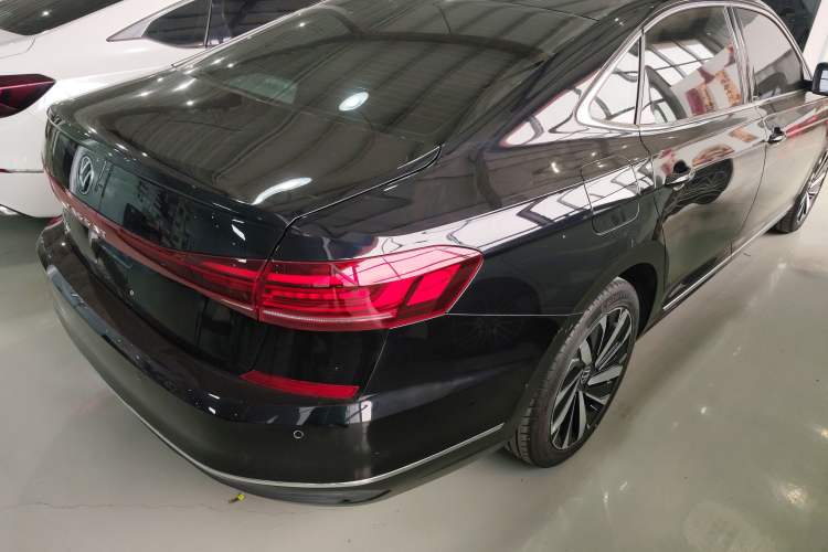 Used Volkswagen Passat 2025 Outstanding Model 330TSI Elite Edition