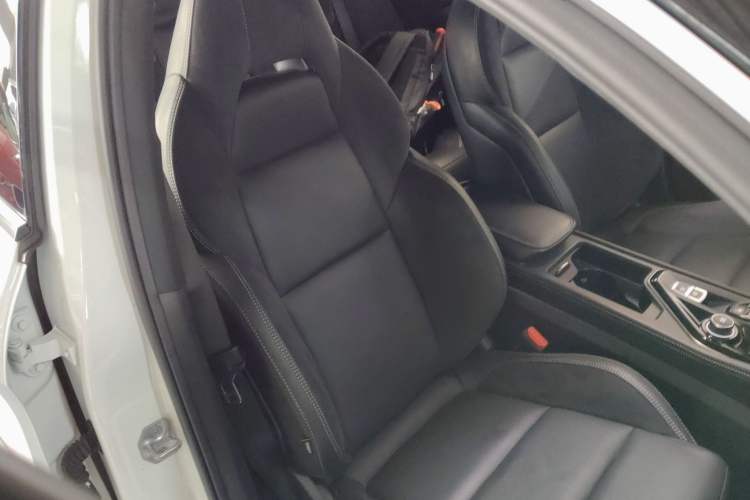 Used Lynk & Co 02 Hatchback 2022 2.0TD Pro
