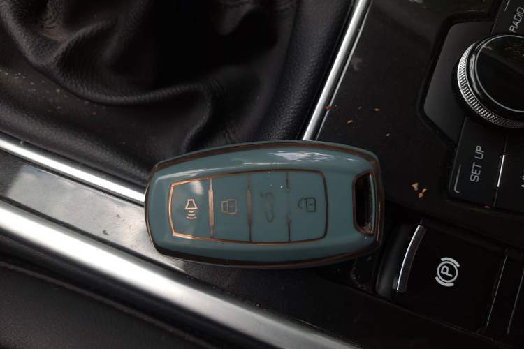 Used Haval H6 2018 Red-Label Sport Version 1.5T Manual Two-Wheel Drive Elite Model
