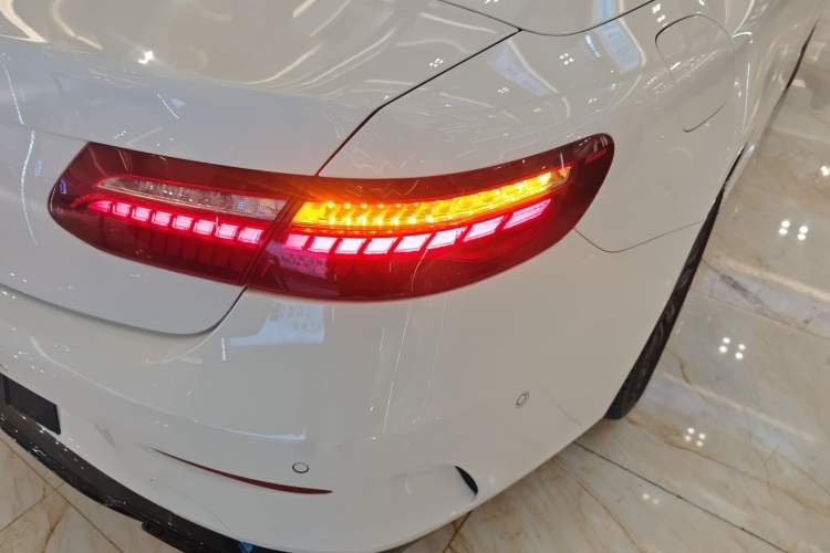 Used Mercedes-Benz E-Class (Import) 2023 E 260 Convertible Coupe