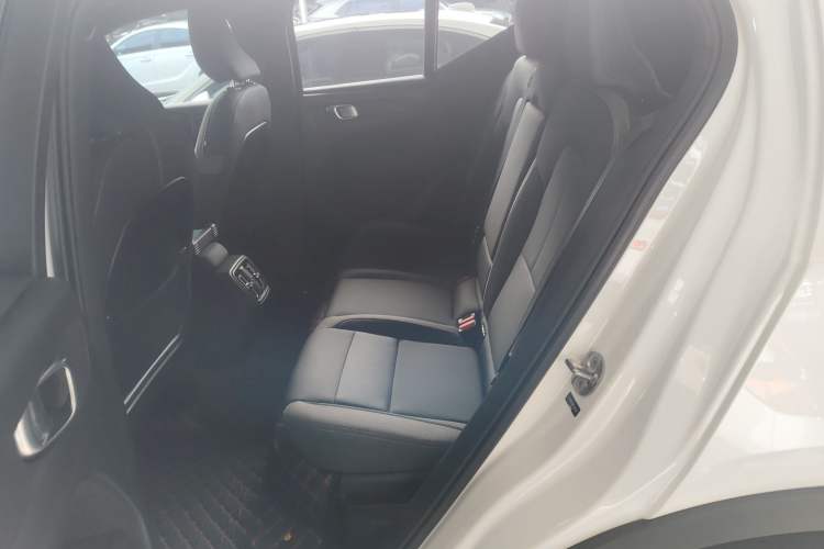 Used Volvo XC40 2023 B3 Zhiyuan Luxury Edition
