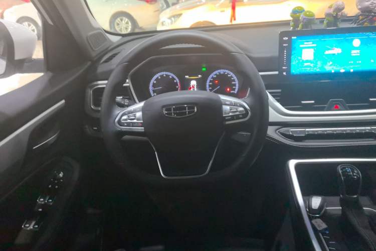 Used Geely Auto Vision X6 2020 1.4T CVT Luxury Edition
