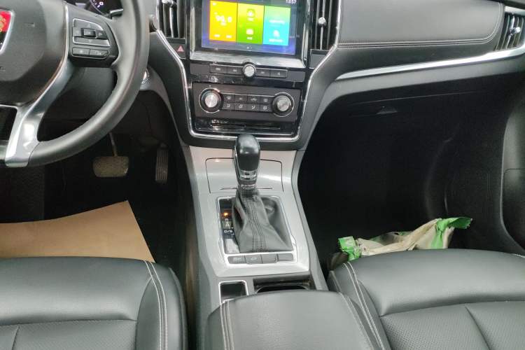 Used Roewe RX5 2018 20T Two-Wheel Drive Automatic Flagship Edition