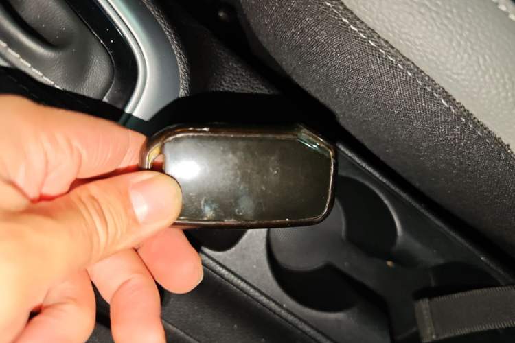 Used Kia kx1 Stonic 2021 1.4L CVT Sunroof Model
